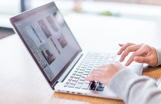 為什么中小型企業(yè)必須進行網(wǎng)站建設？意義與價值深度解析